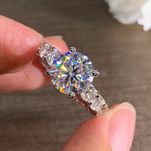 Copper Inlaid Zircon Ring Women